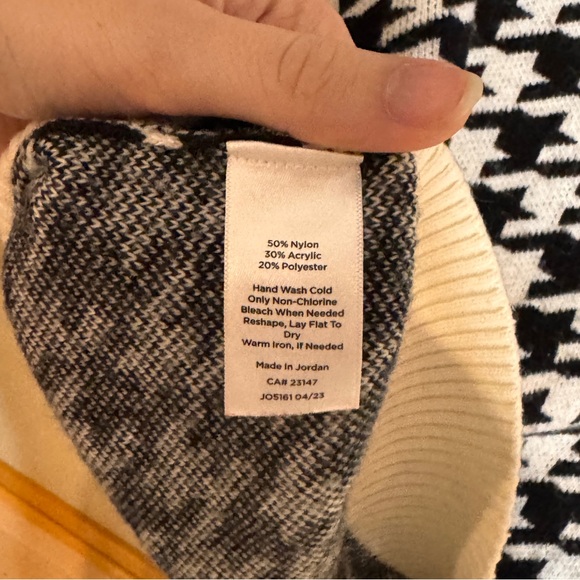 Talbots Black and White Houndstooth Sweater - Picture 6 of 6
